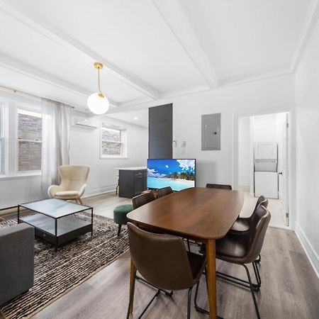 Modern And Cozy 4 Bedrooms Sleep 12 モントリオール エクステリア 写真