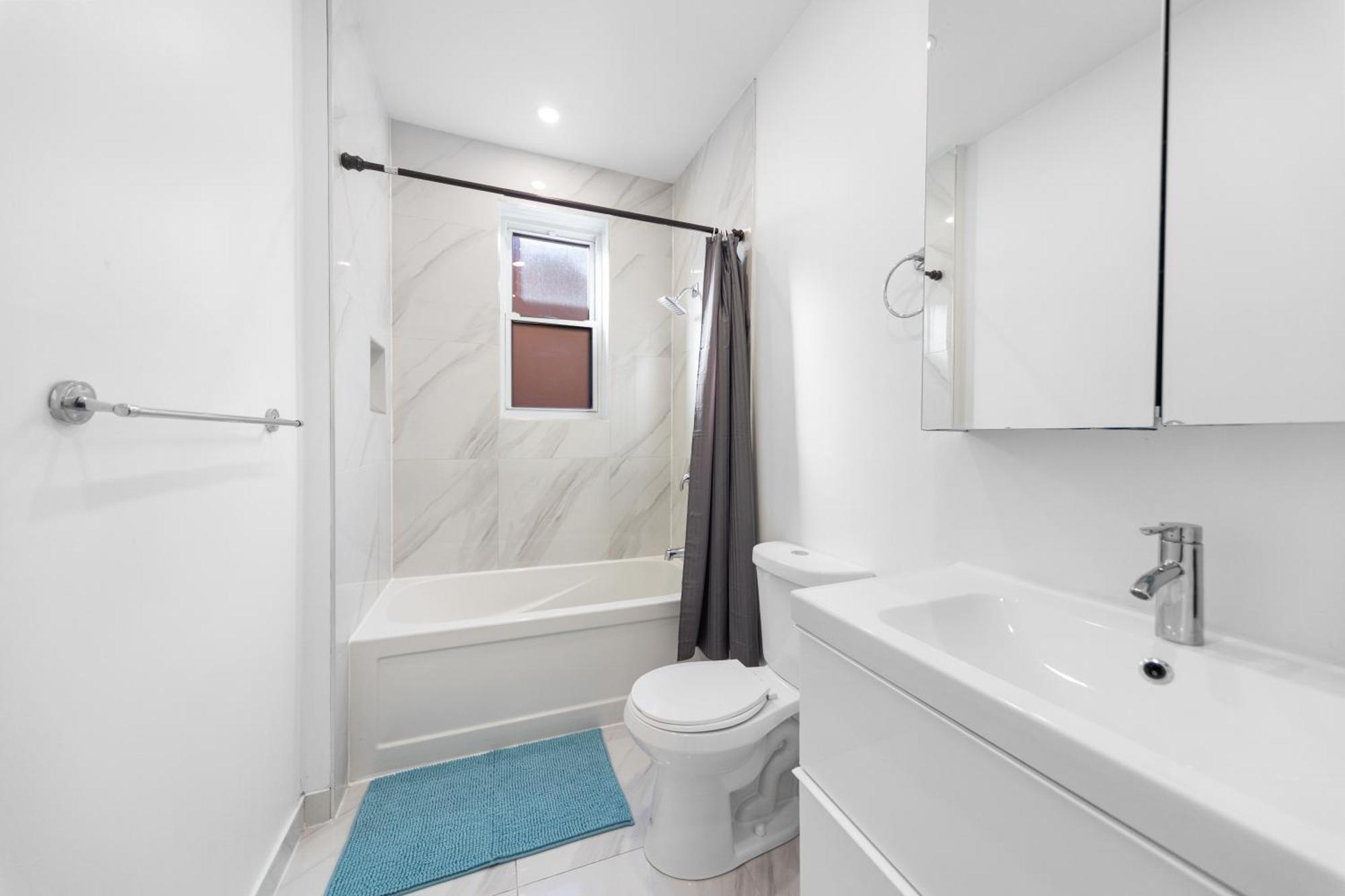 Modern And Cozy 4 Bedrooms Sleep 12 モントリオール エクステリア 写真