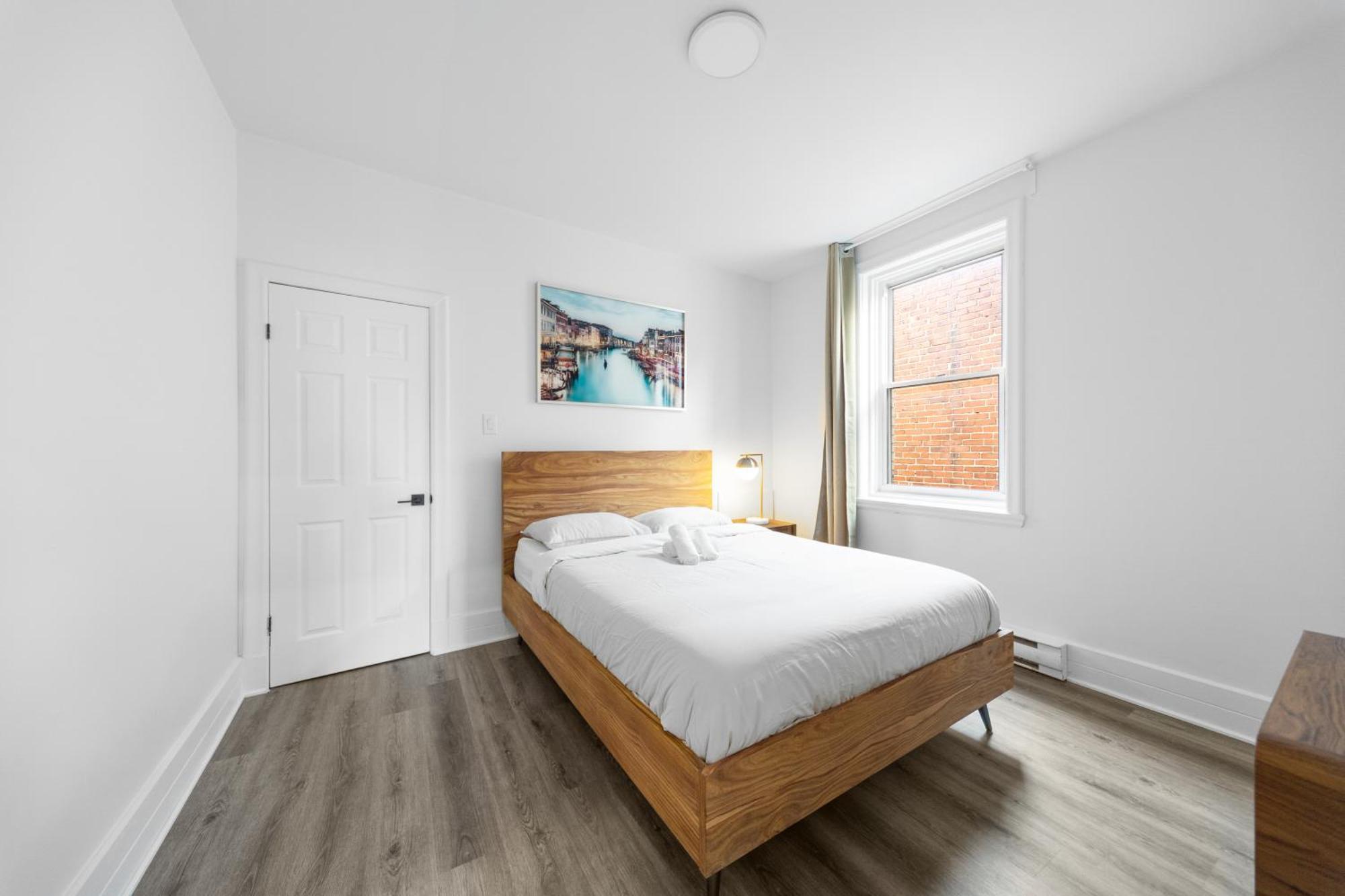 Modern And Cozy 4 Bedrooms Sleep 12 モントリオール エクステリア 写真