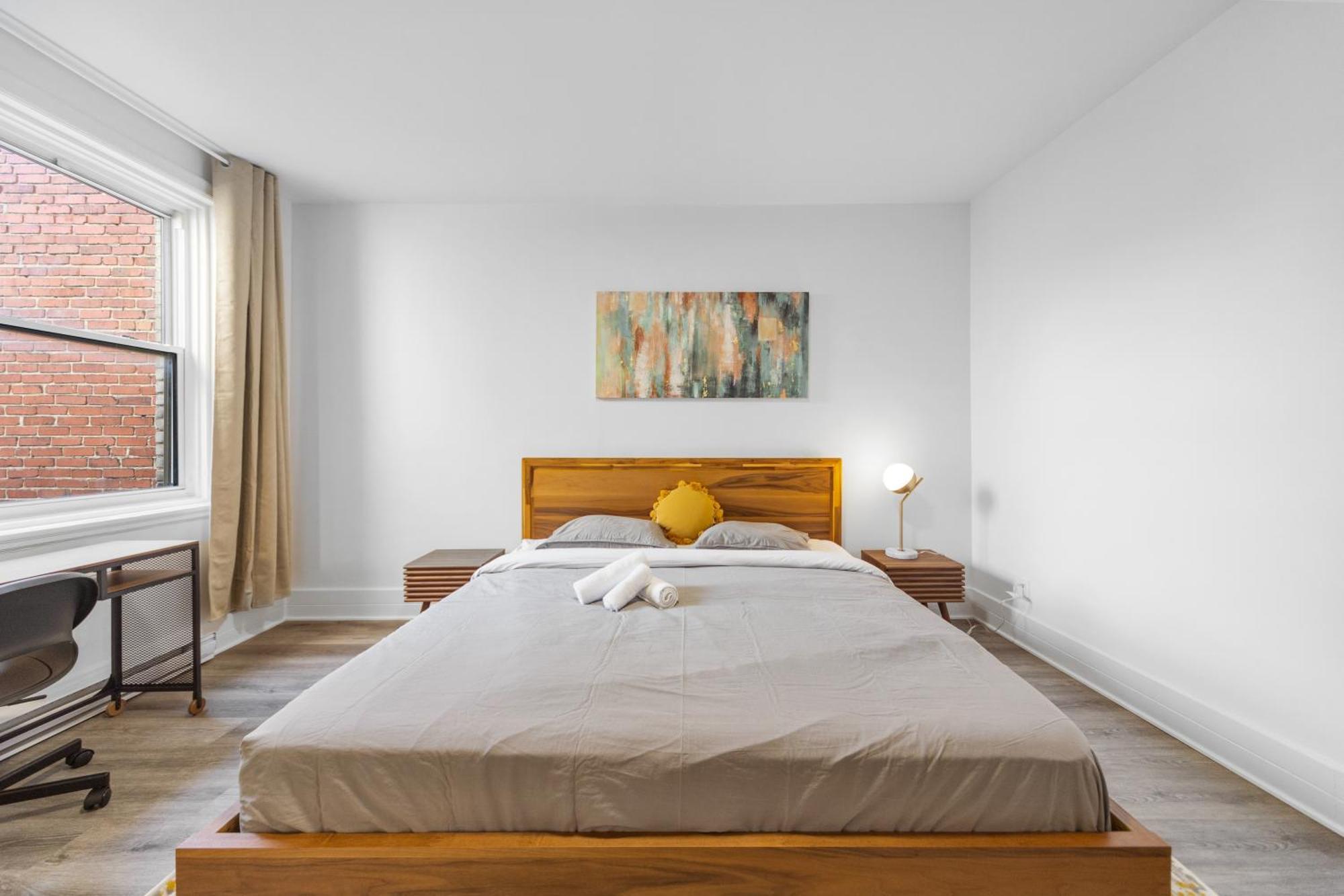 Modern And Cozy 4 Bedrooms Sleep 12 モントリオール エクステリア 写真